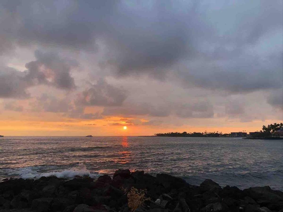 Family Friendly Kailua Bay View Ac Free Parking Walk To Kailua Village Buitenkant foto